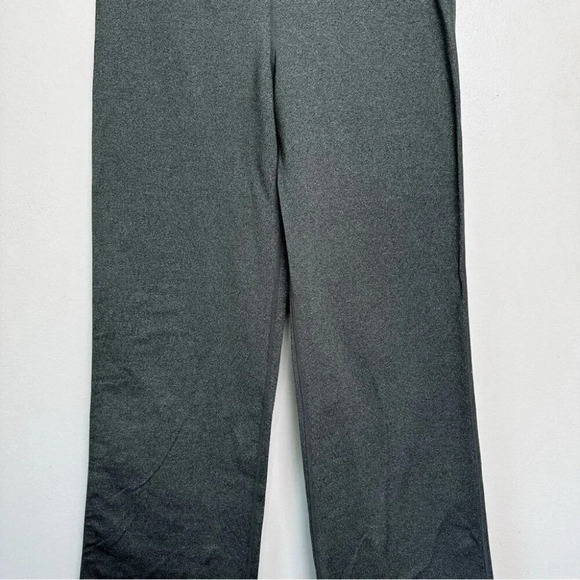 Lululemon Size 6 Relaxed Fit Pant Heathered Deep Camo Green Pant - Picture 7 of 15